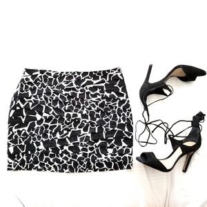 NWT Armani Exchange Giraffe Print Mini Skirt